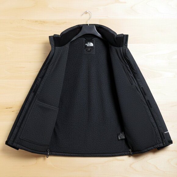 THE NORTH FACE Women Tri-Climate 3-in-1 Insulated Jacket, Waterproof/Windproof L - Picture 3 of 10